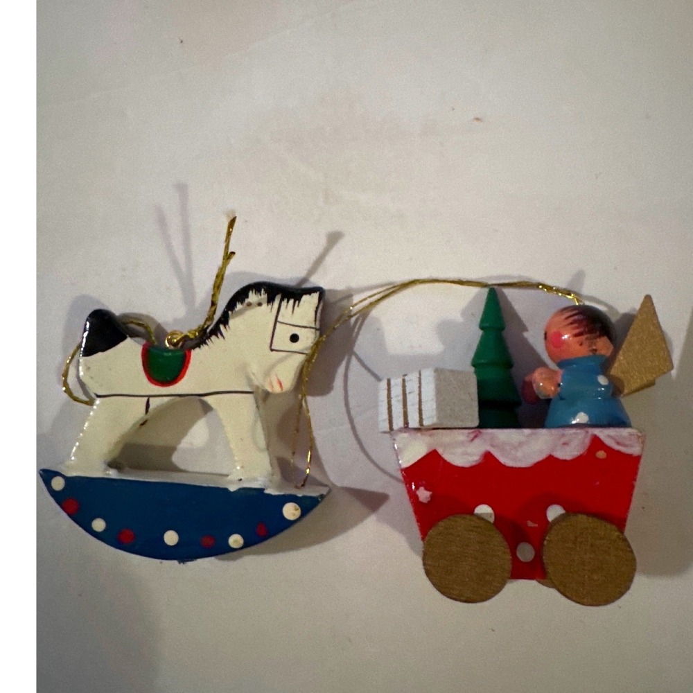 Unbranded Christmas Ornaments Multicolor Good Wood Rocking Horse Wagon